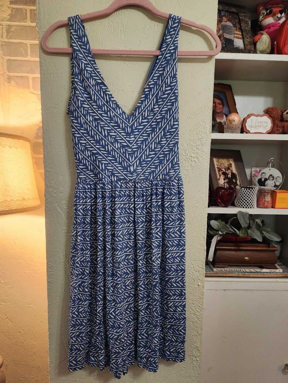 Loft Blue Printed V-Neck Sleeveless Women's Dress Size Small EUC